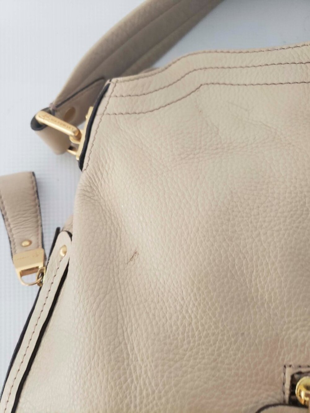 B. Makowsky Beige/Light Tan Pebbled Leather Tote Bag - Picture 4 of 9